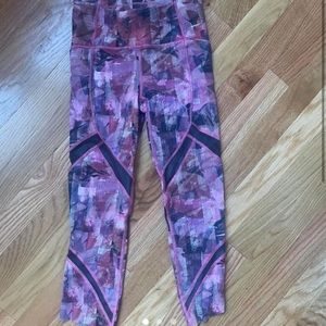 Lululemon cropped leggings